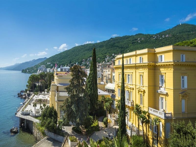 Villa Amalia - Liburnia (Adults Only) Opatija Buitenkant foto