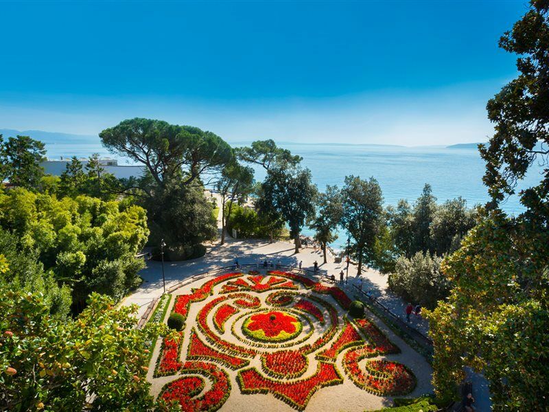 Villa Amalia - Liburnia (Adults Only) Opatija Buitenkant foto